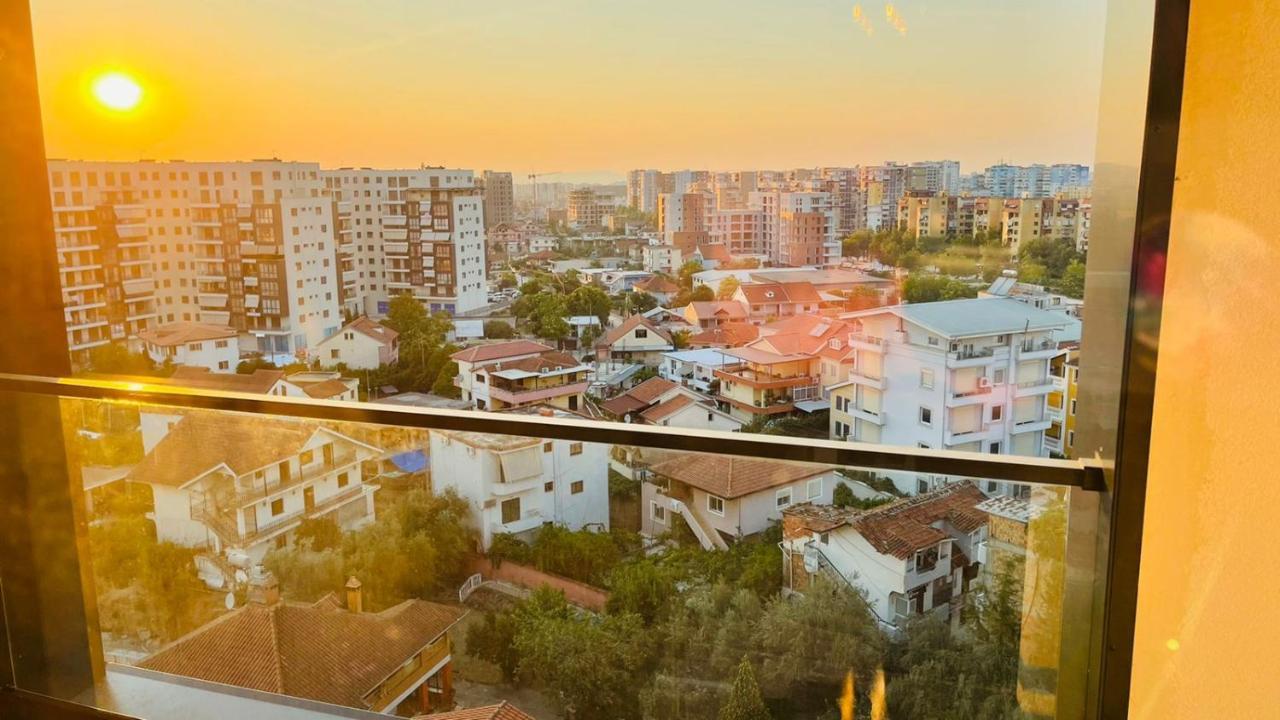 Elegant Kompleksi Magnet Tirana